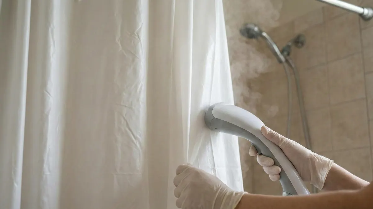 How to Remove Fold Marks From Vinyl Shower Curtains