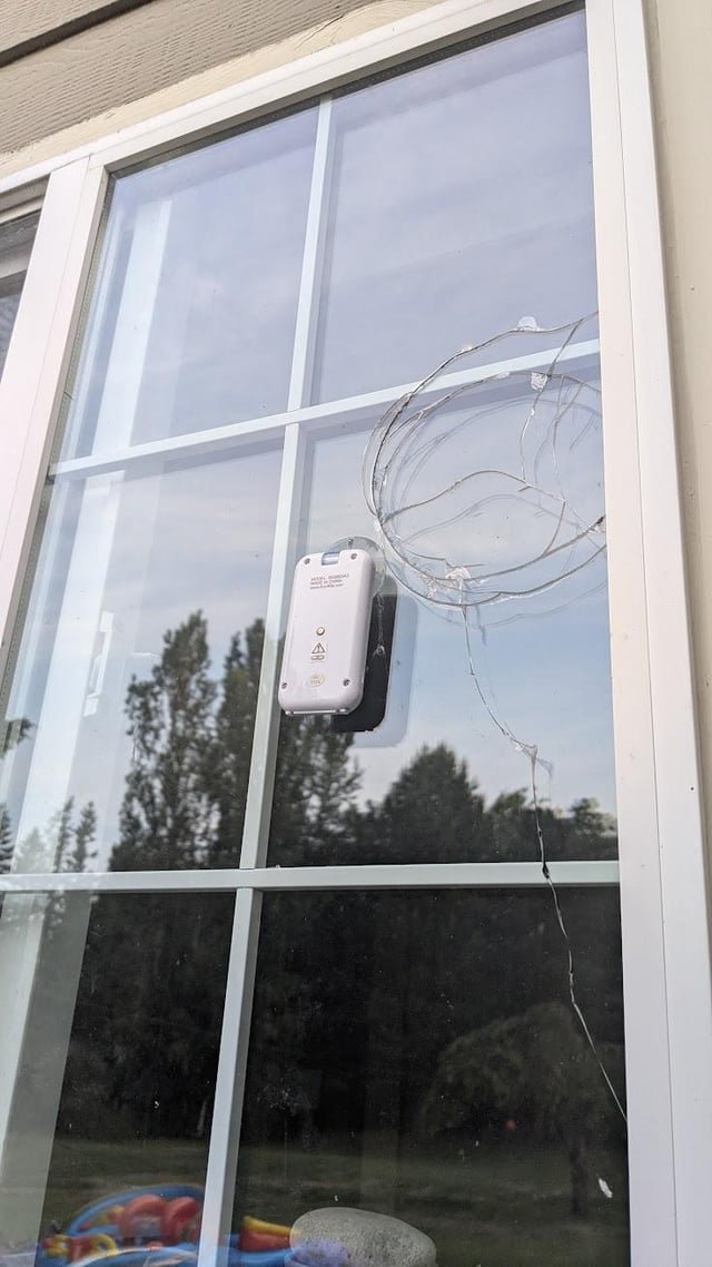 replace window fix broken glass install new 2