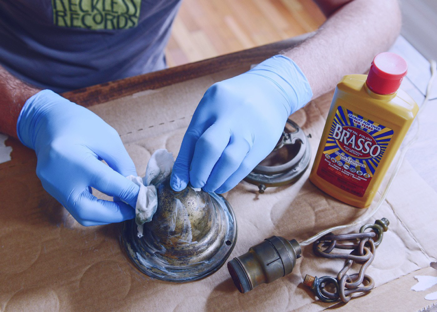 clean brass plated items without stripping finish 2