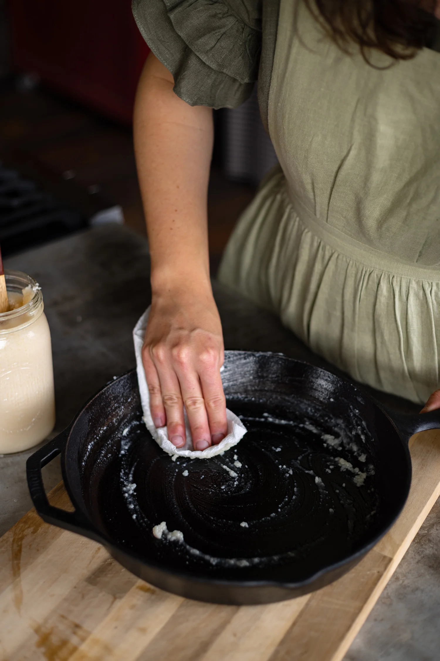 clean cast iron skillet routine care burnt