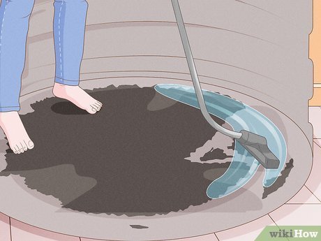 clean plastic water tank disinfect remove algae